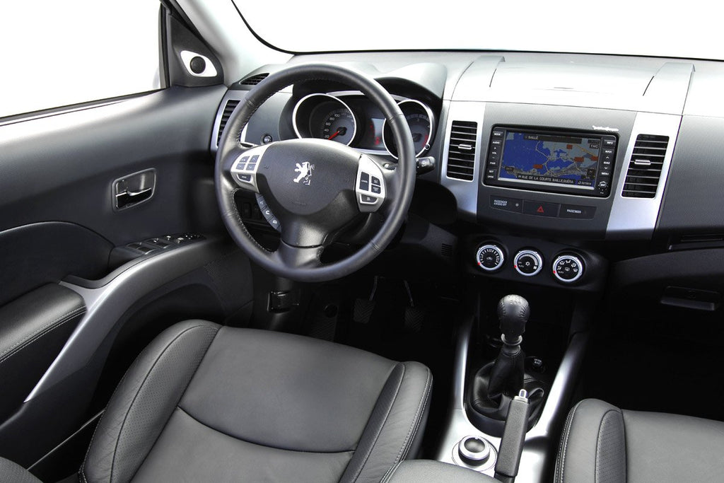 Kako instalirati novi GPS na bord Peugeot 4007?